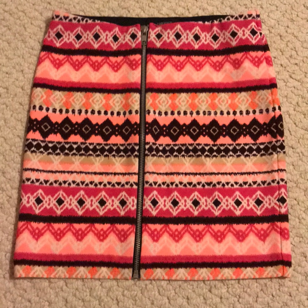 NWOT Forever 21 Print Skirt